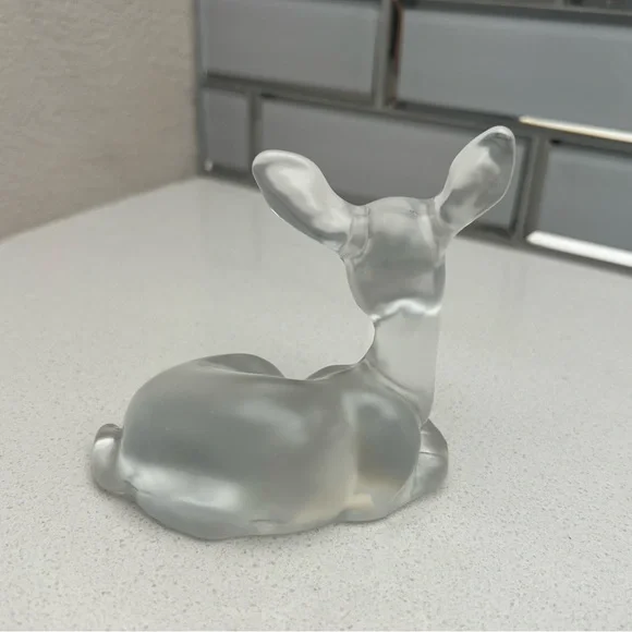 Vintage Fenton Clear Satin Fawn Deer - Picture 5 of 13